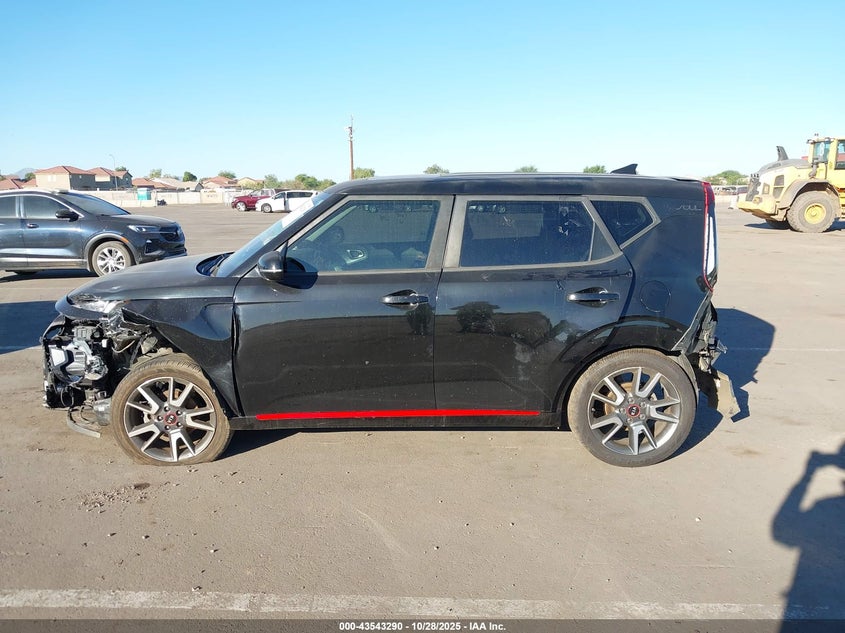KNDJ63AU6M7740557 2021 KIA SOUL photo no. 14