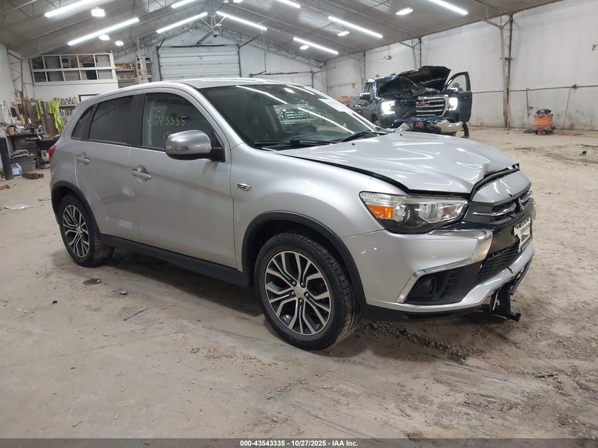 MITSUBISHI OUTLANDER SPORT 2.0 ES