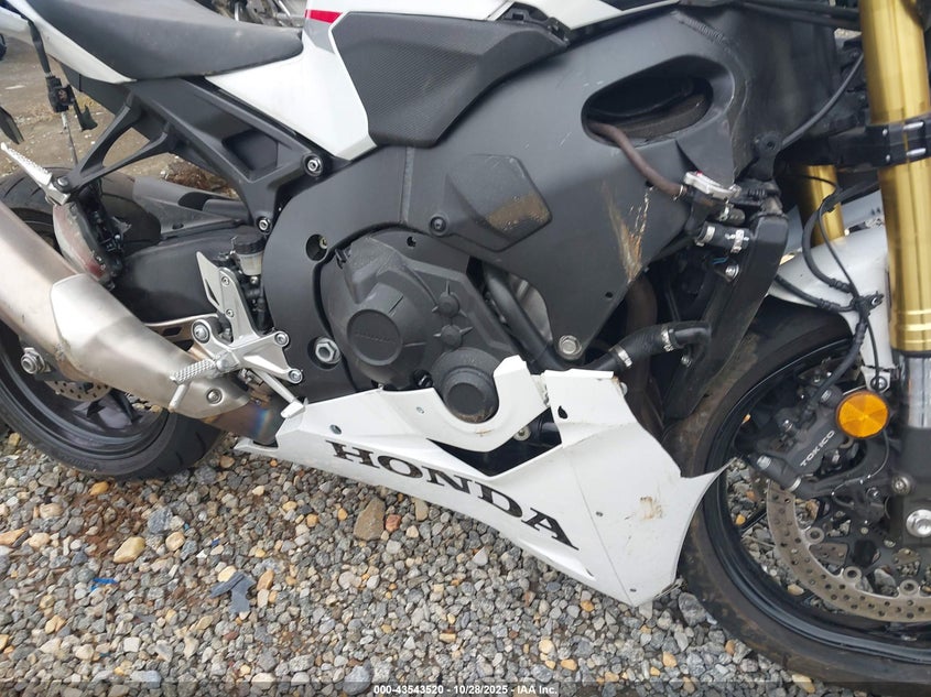 2025 Honda Cbr1000 Rr VIN: JH2SC7716SK800355 Lot: 43543520