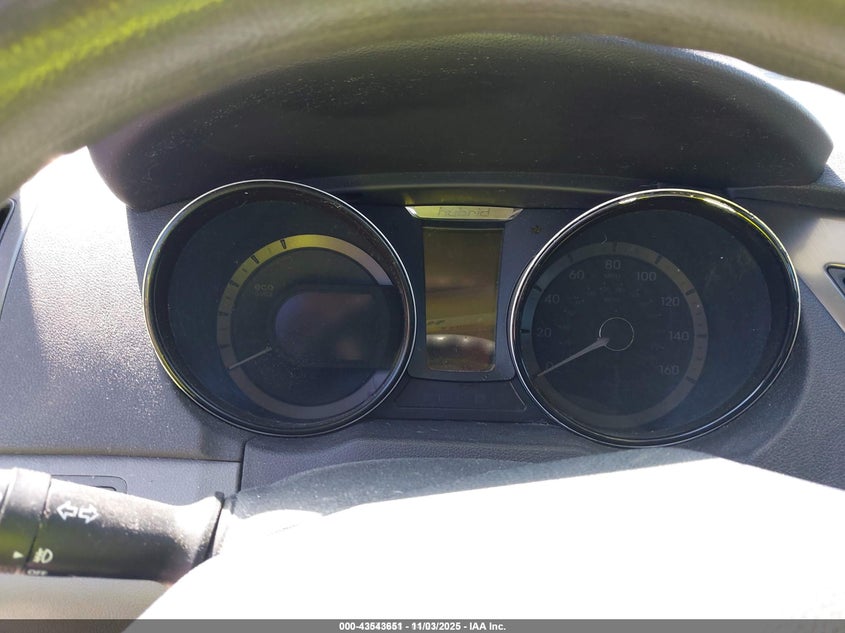 2013 HYUNDAI SONATA HYBRID - KMHEC4A42DA097235