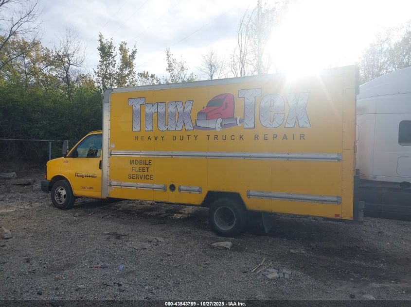 2010 GMC Savana Cutaway Work Van VIN: 1GD6G4BG4A1900950 Lot: 43543789