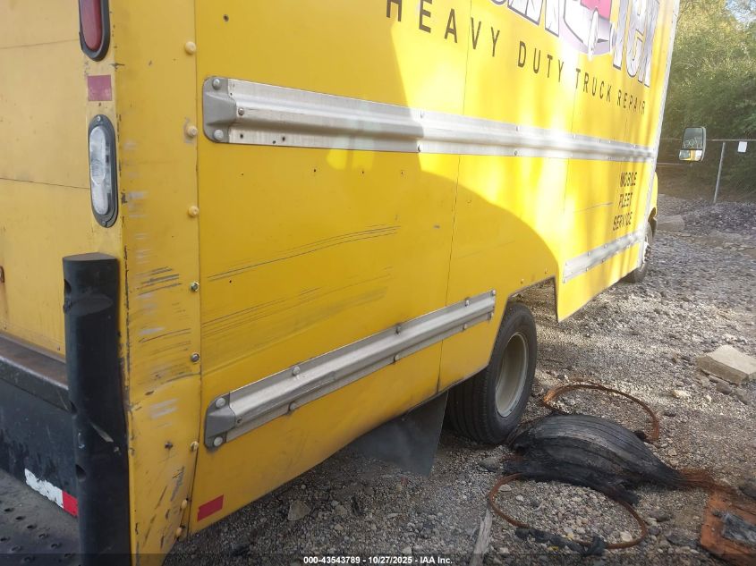 2010 GMC Savana Cutaway Work Van VIN: 1GD6G4BG4A1900950 Lot: 43543789