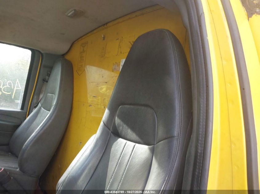 2010 GMC Savana Cutaway Work Van VIN: 1GD6G4BG4A1900950 Lot: 43543789