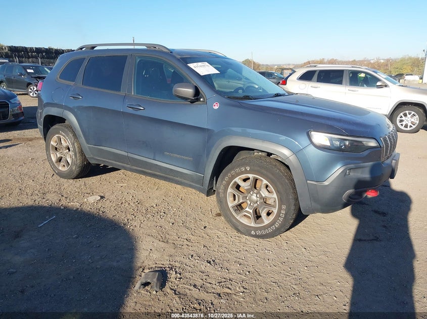 JEEP CHEROKEE TRAILHAWK 4X4