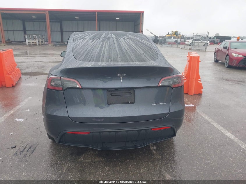 2023 Tesla Model Y Awd/Long Range Dual Motor All-Wheel Drive VIN: 7SAYGDEE3PA208685 Lot: 43543917
