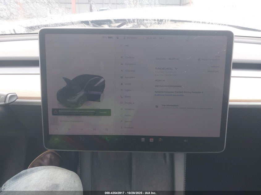 2023 Tesla Model Y Awd/Long Range Dual Motor All-Wheel Drive VIN: 7SAYGDEE3PA208685 Lot: 43543917