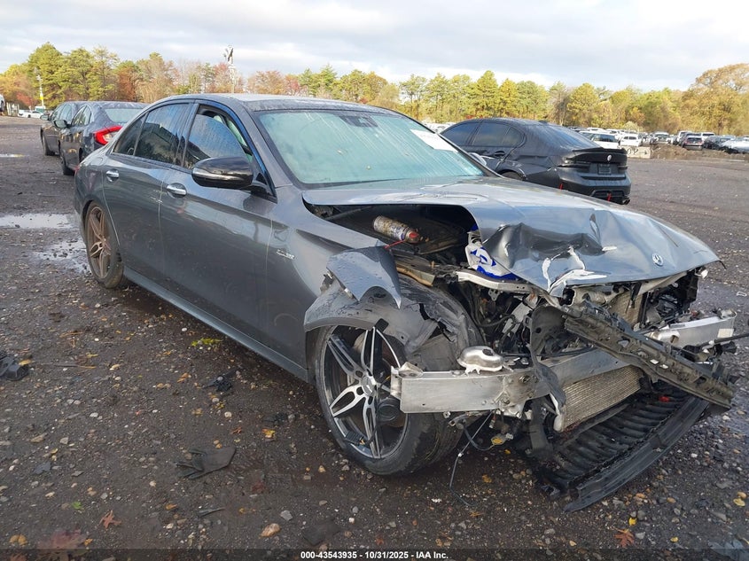 MERCEDES-BENZ E-CLASS 4MATIC
