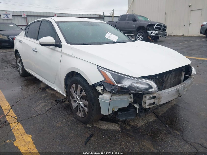 NISSAN ALTIMA S FWD