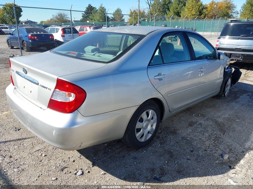 4T1BE32KX4U915264 2004 TOYOTA CAMRY photo no. 4