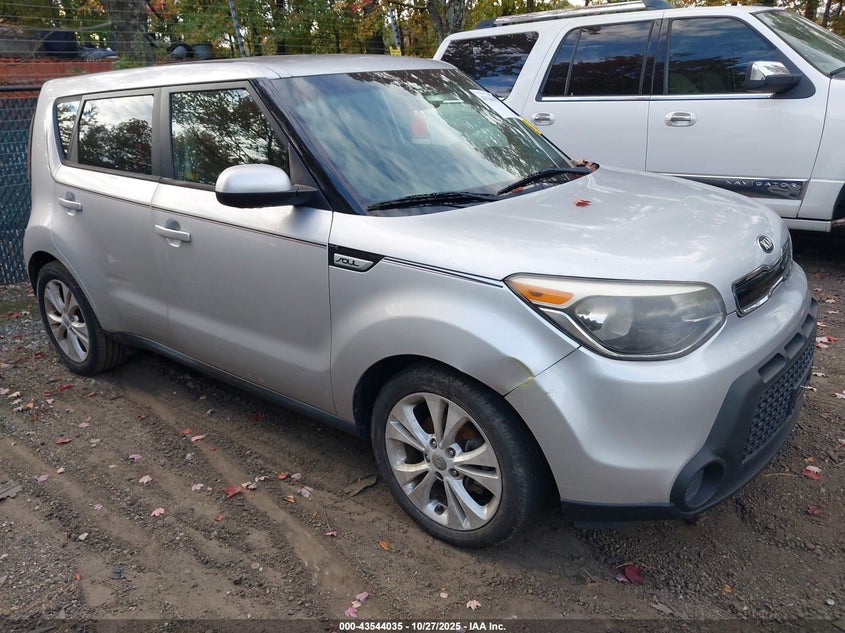 2015 KIA SOUL + - KNDJP3A57F7778209