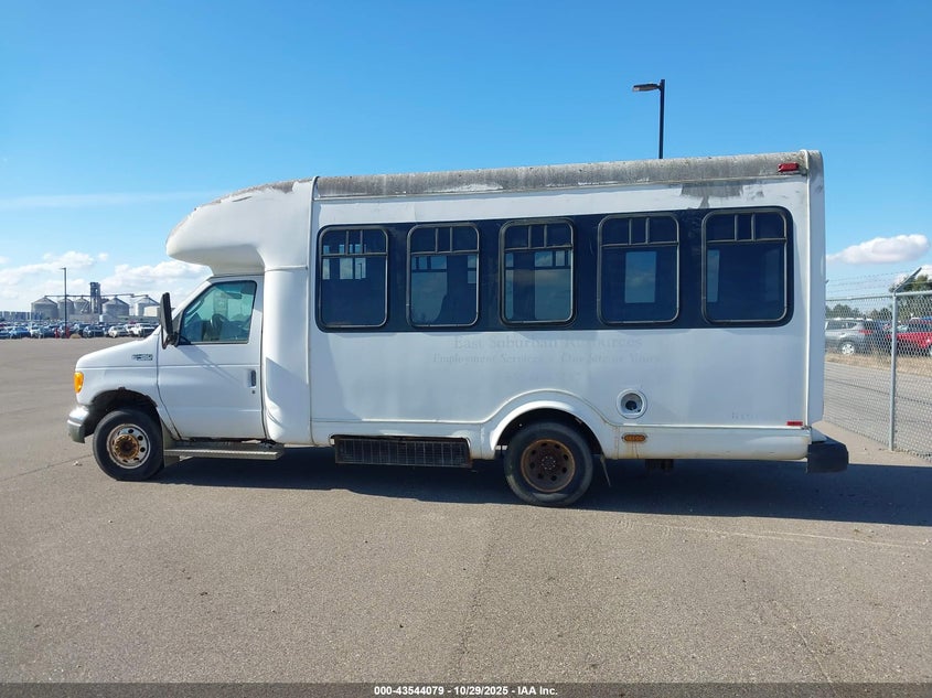 1FDXE45S14HB27201 2004 FORD ECONOLINE photo no. 14