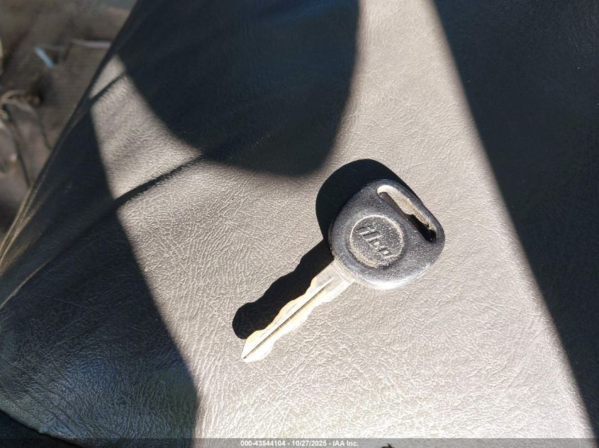 2003 Chevrolet Silverado 1500 VIN: 1GCEK19V63Z266739 Lot: 43544104