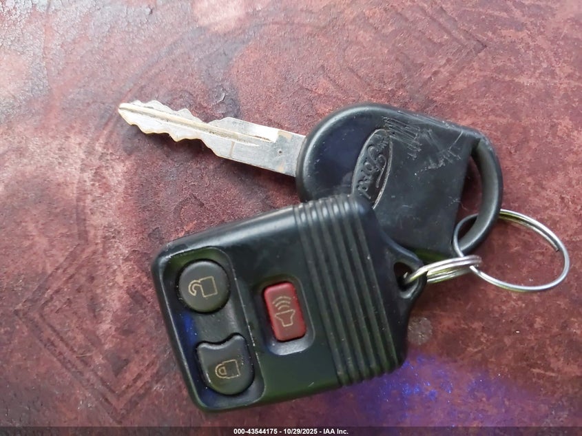 2008 Ford F-250 Fx4/Harley-Davidson/King Ranch/Lariat/Xl/Xlt VIN: 1FTSW21R28EB11325 Lot: 43544175