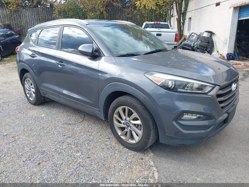 HYUNDAI TUCSON SE