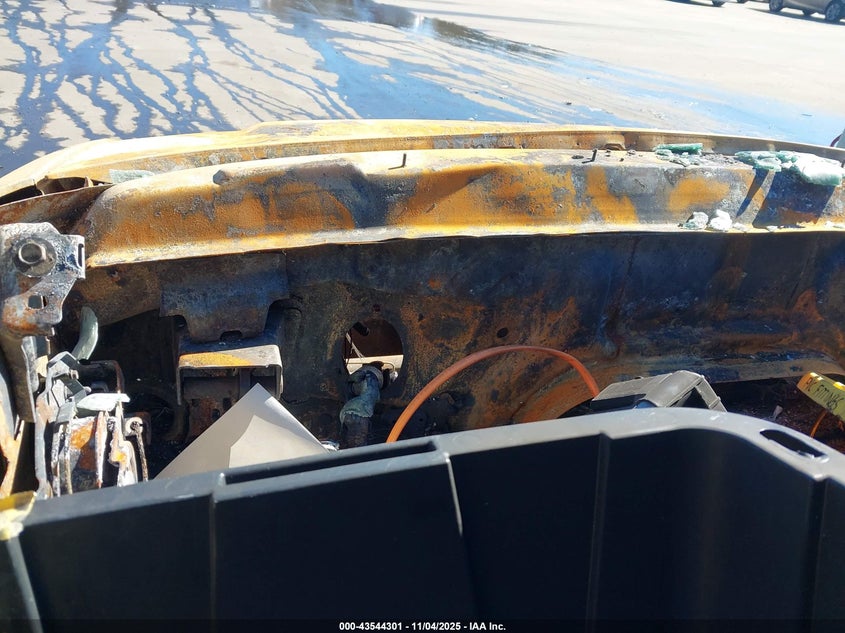 2006 Chevrolet Express Work Van VIN: 1GCFG15X361221807 Lot: 43544301