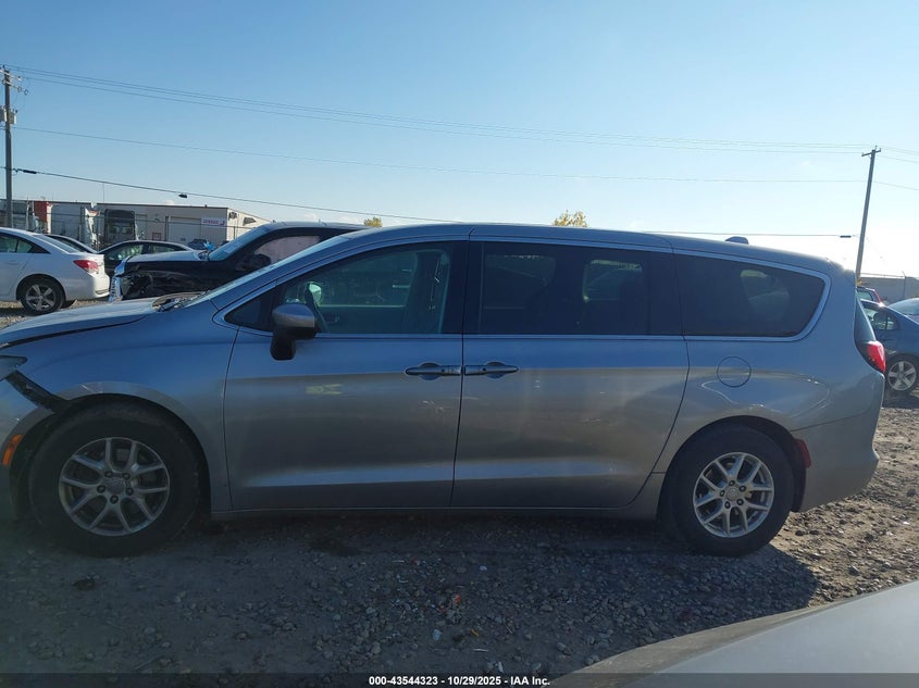 2019 Chrysler Pacifica Touring VIN: 2C4RC1DG6KR587454 Lot: 43544323