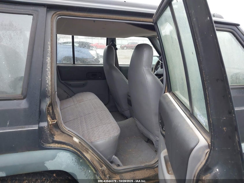 1998 Jeep Cherokee Classic/Sport VIN: 1J4FT68S5WL262365 Lot: 43544379