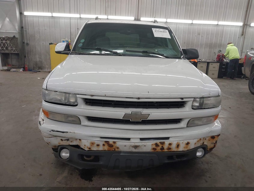 2002 Chevrolet Suburban 1500 Z71 VIN: 3GNFK16Z32G243212 Lot: 43544405