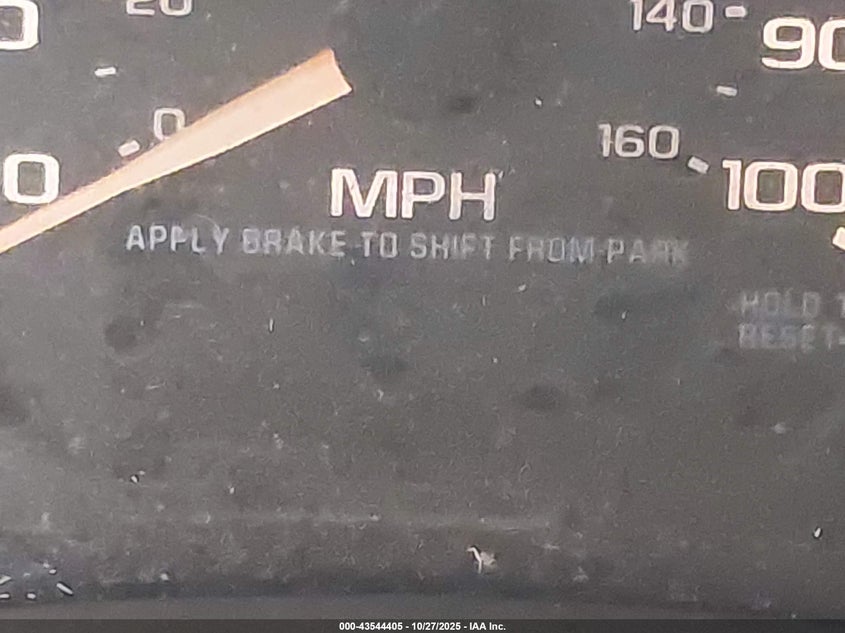 2002 Chevrolet Suburban 1500 Z71 VIN: 3GNFK16Z32G243212 Lot: 43544405