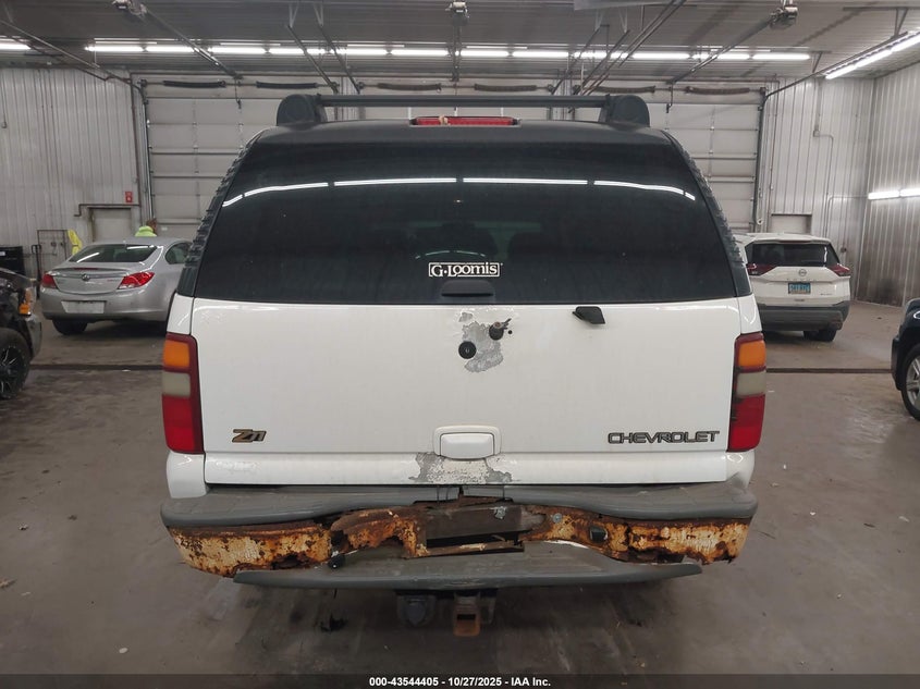 2002 Chevrolet Suburban 1500 Z71 VIN: 3GNFK16Z32G243212 Lot: 43544405