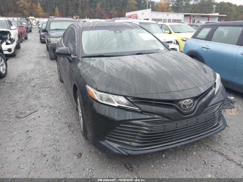 TOYOTA CAMRY LE