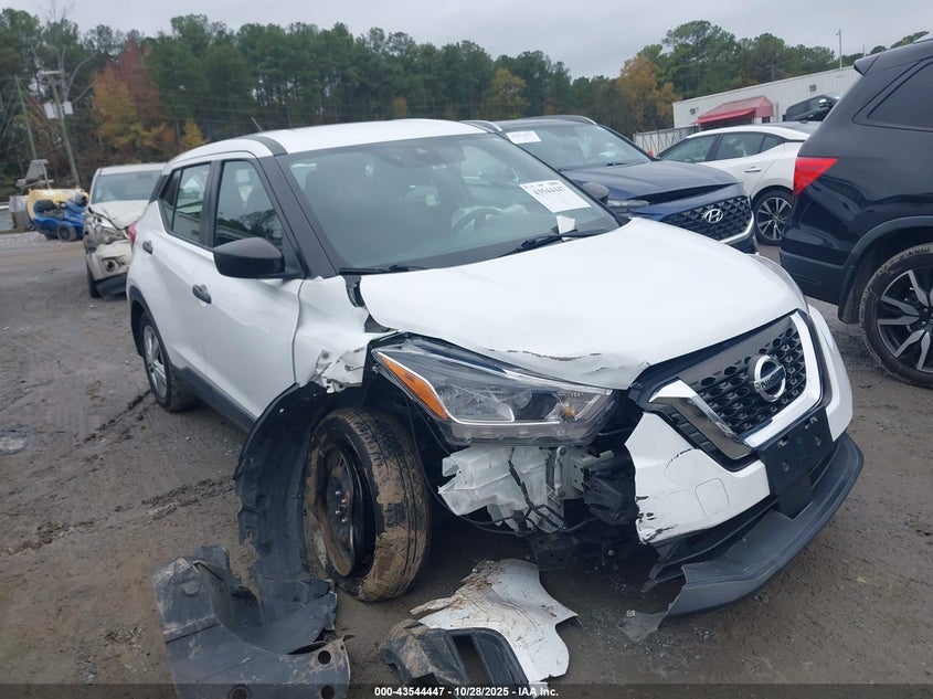 NISSAN KICKS S XTRONIC CVT