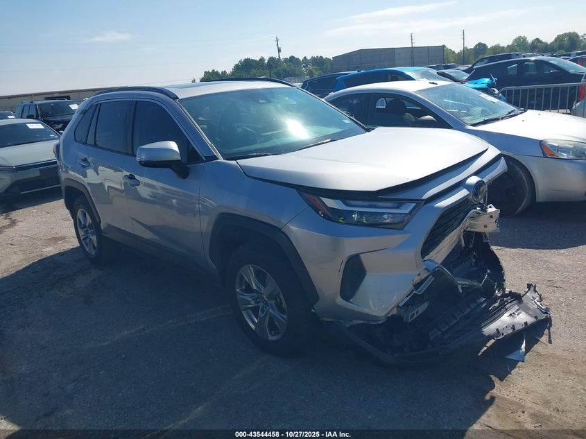 TOYOTA RAV4 HYBRID XLE