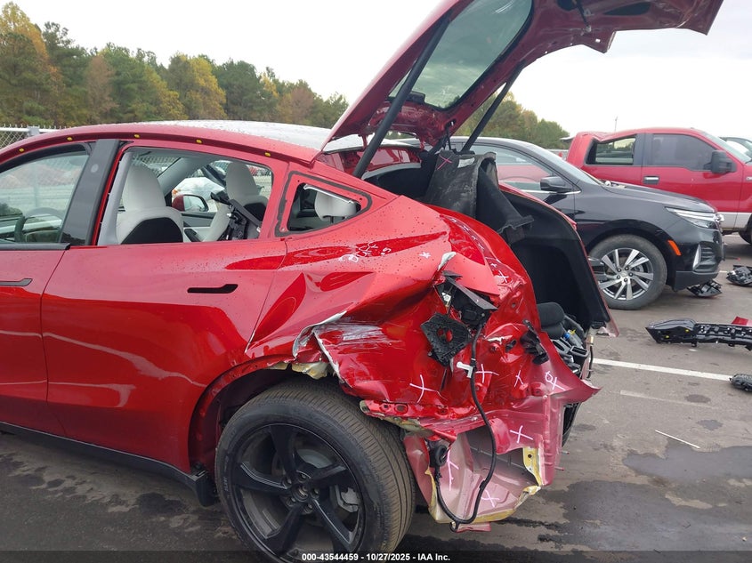 2026 Tesla Model Y Long Range Dual Motor All-Wheel Drive/Long Range Launch Series VIN: 7SAYGDEE1TA406904 Lot: 43544459