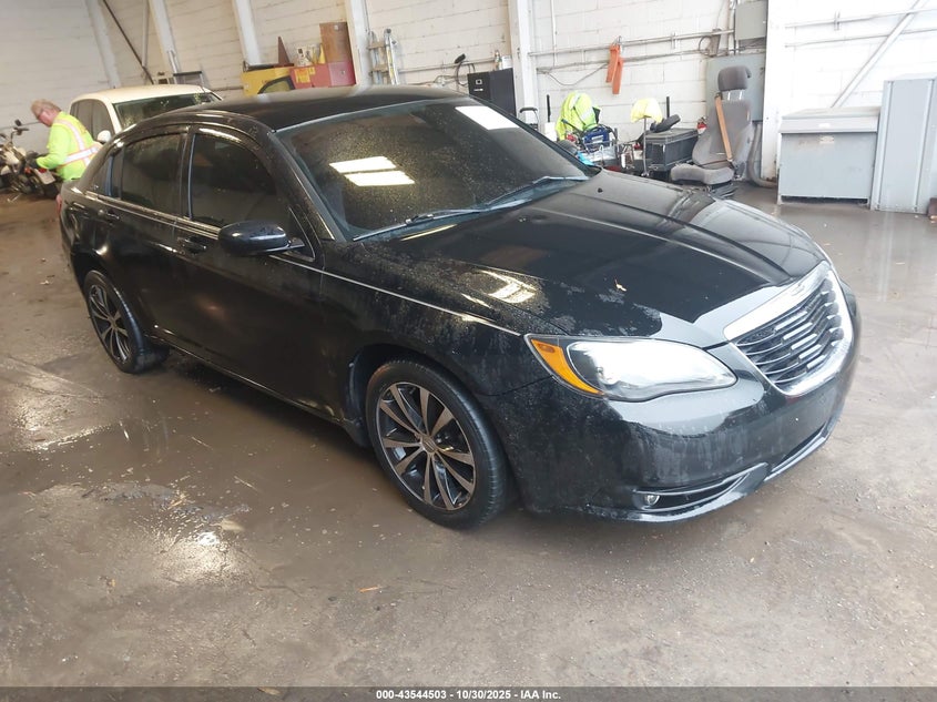 CHRYSLER 200 TOURING