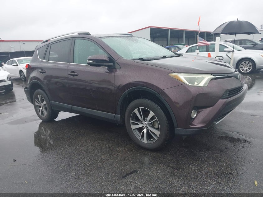 TOYOTA RAV4 XLE