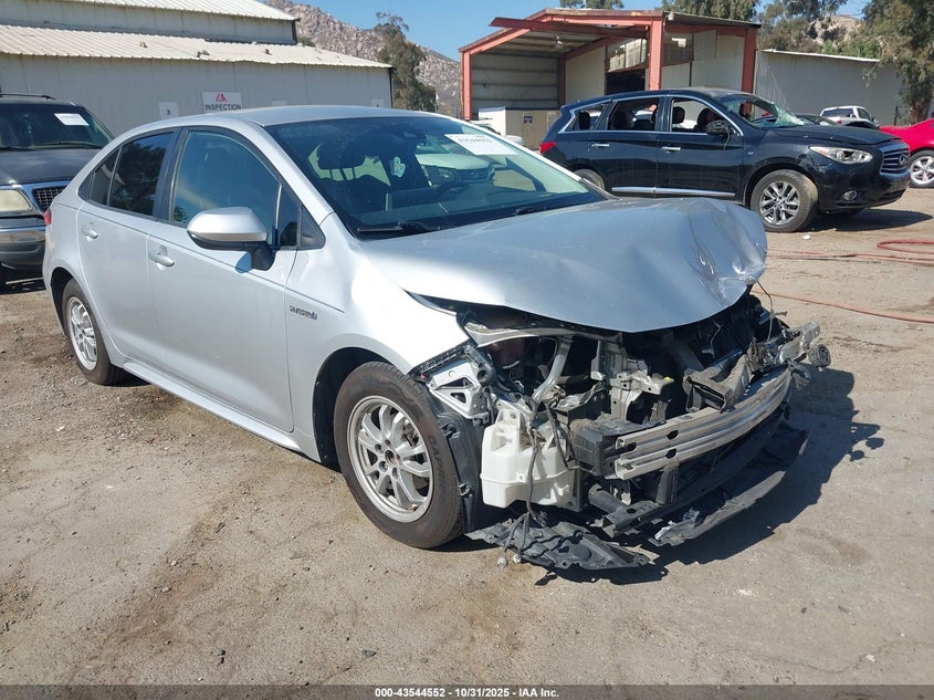 TOYOTA COROLLA HYBRID LE