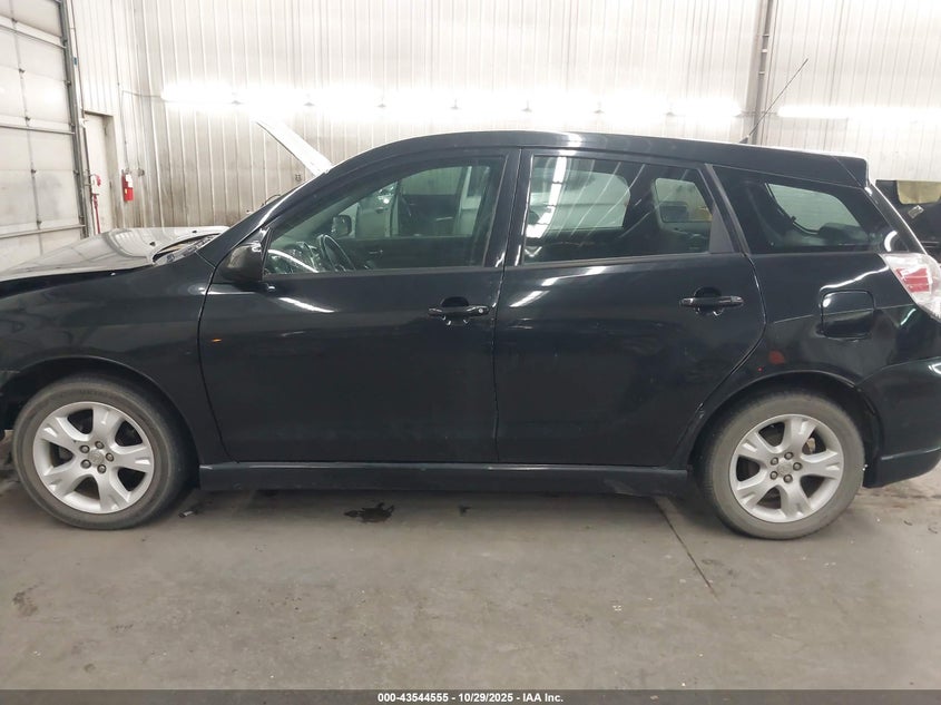 2005 Toyota Matrix Xr VIN: 2T1KR32E75C412602 Lot: 43544555