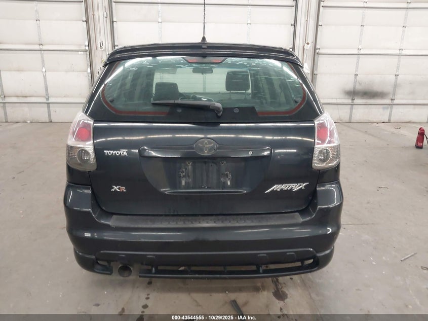 2005 Toyota Matrix Xr VIN: 2T1KR32E75C412602 Lot: 43544555