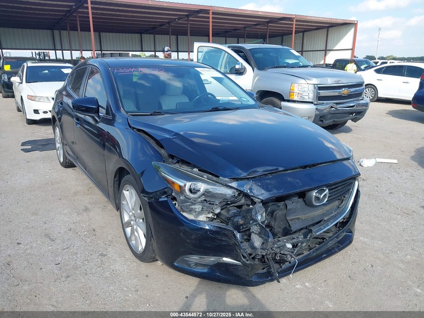 MAZDA 3 GRAND TOURING