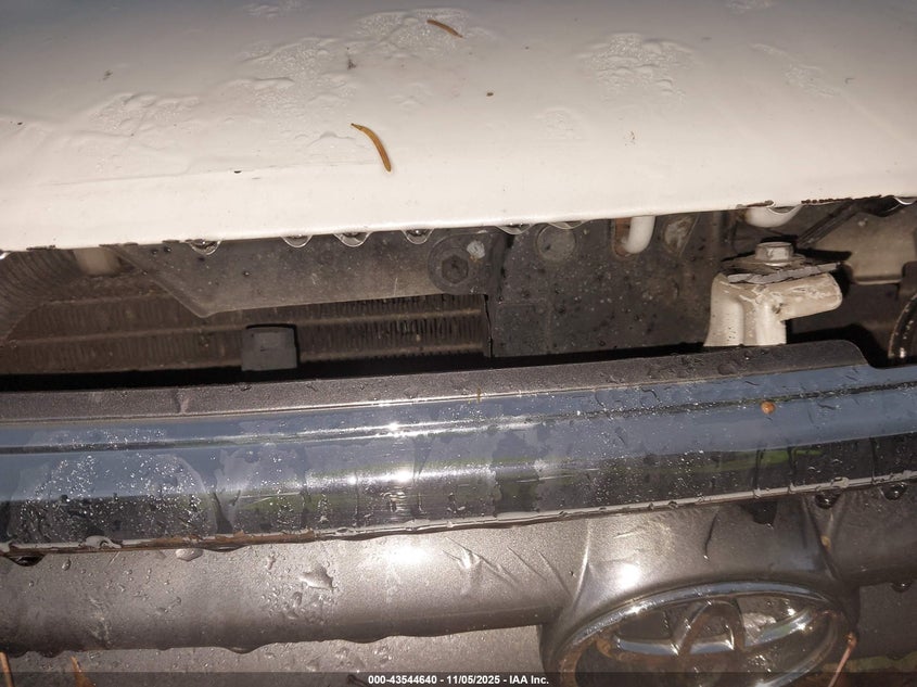 JT2BG22K110541325 2001 TOYOTA CAMRY photo no. 10