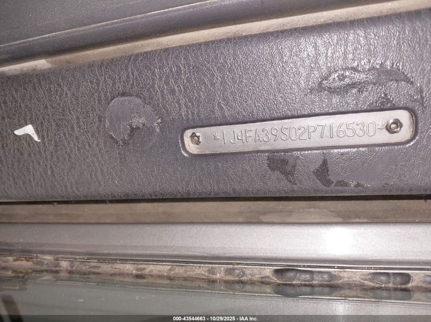2002 Jeep Wrangler X VIN: 1J4FA39S02P716530 Lot: 43544663