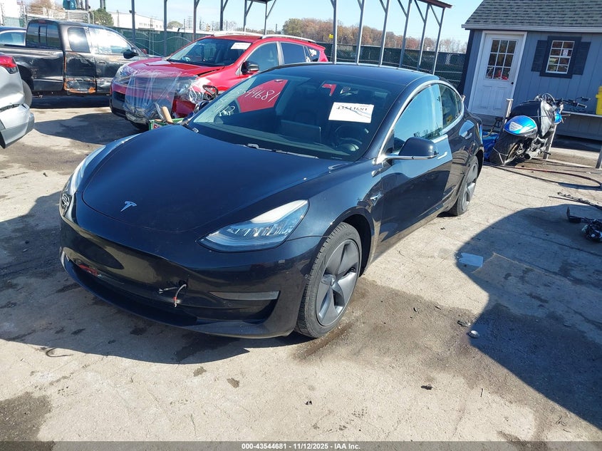 2018 Tesla Model 3 Long Range/Performance