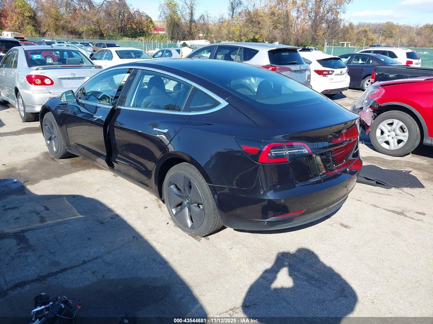 2018 Tesla Model 3 Long Range/Performance