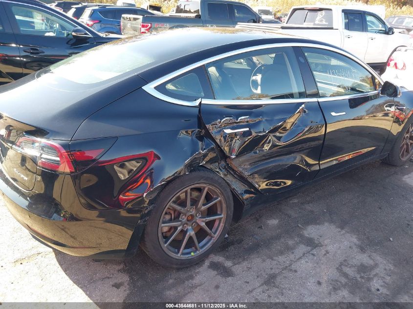 2018 Tesla Model 3 Long Range/Performance VIN: 5YJ3E1EB8JF070525 Lot: 43544681