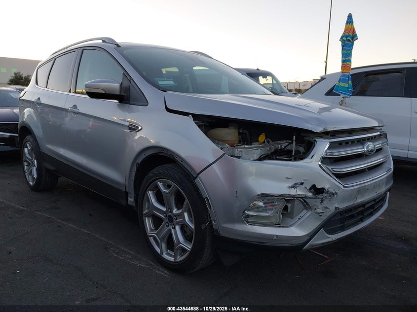 FORD ESCAPE TITANIUM