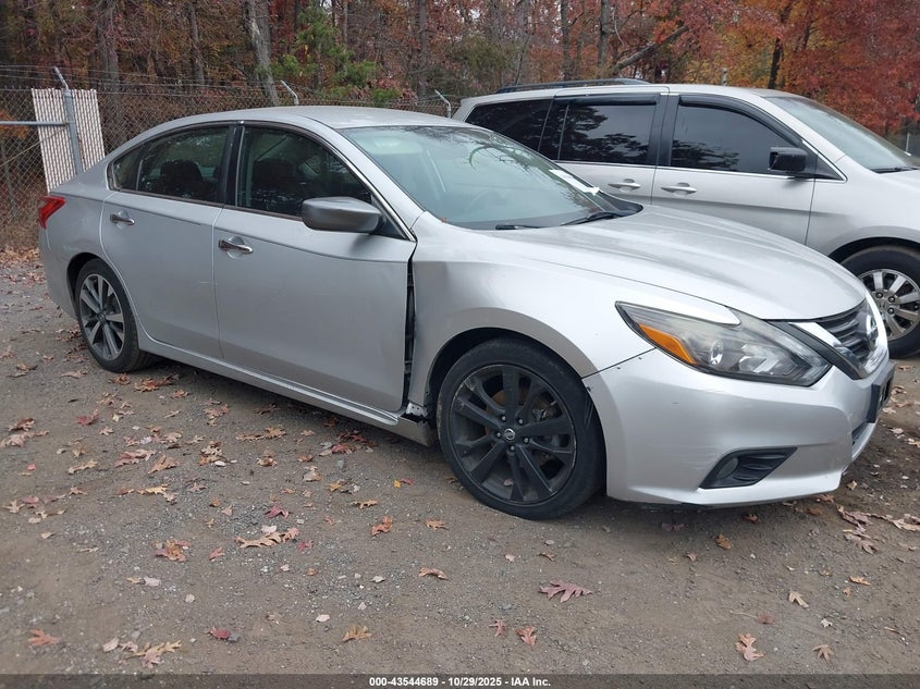 NISSAN ALTIMA 2.5 SR