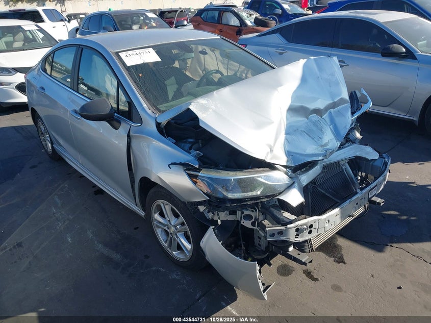 CHEVROLET CRUZE LT AUTO