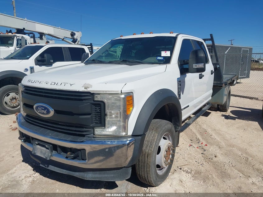1FD0W4HT1HEE29310 2017 FORD F450 photo no. 2