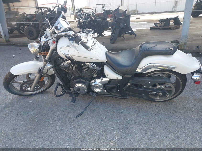 2013 Yamaha Xvs1300 Cu VIN: JYAVP33E9DA007549 Lot: 43544752