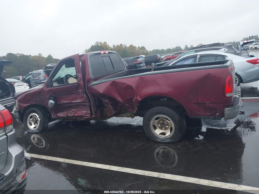 1999 Ford F-150 Lariat/Work Series/Xl/Xlt VIN: 1FTRF17W8XNB77365 Lot: 43544782