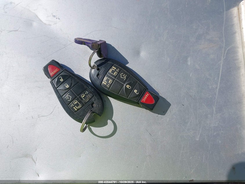 2008 Chrysler Town & Country Touring VIN: 2A8HR54P68R721589 Lot: 43544791