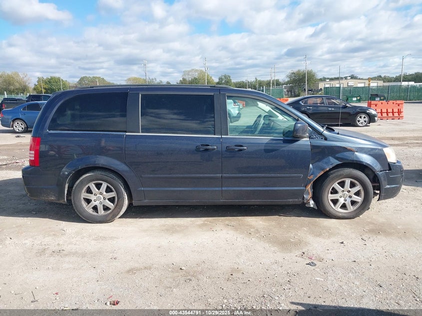 2008 Chrysler Town & Country Touring VIN: 2A8HR54P68R721589 Lot: 43544791