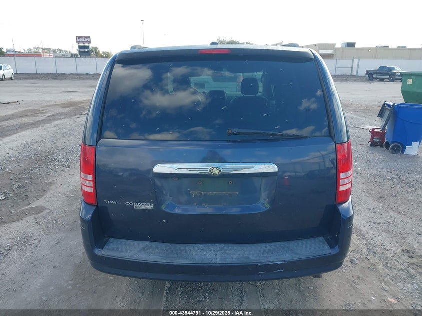 2008 Chrysler Town & Country Touring VIN: 2A8HR54P68R721589 Lot: 43544791