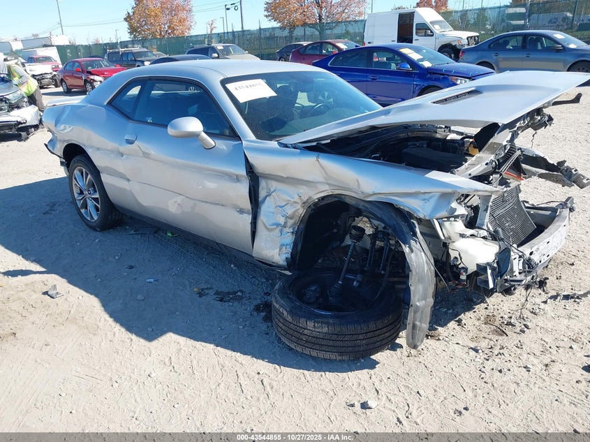 DODGE CHALLENGER SXT AWD