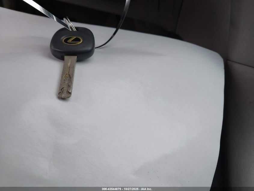 2002 Lexus Es 300 VIN: JTHBF30G525006354 Lot: 43544879